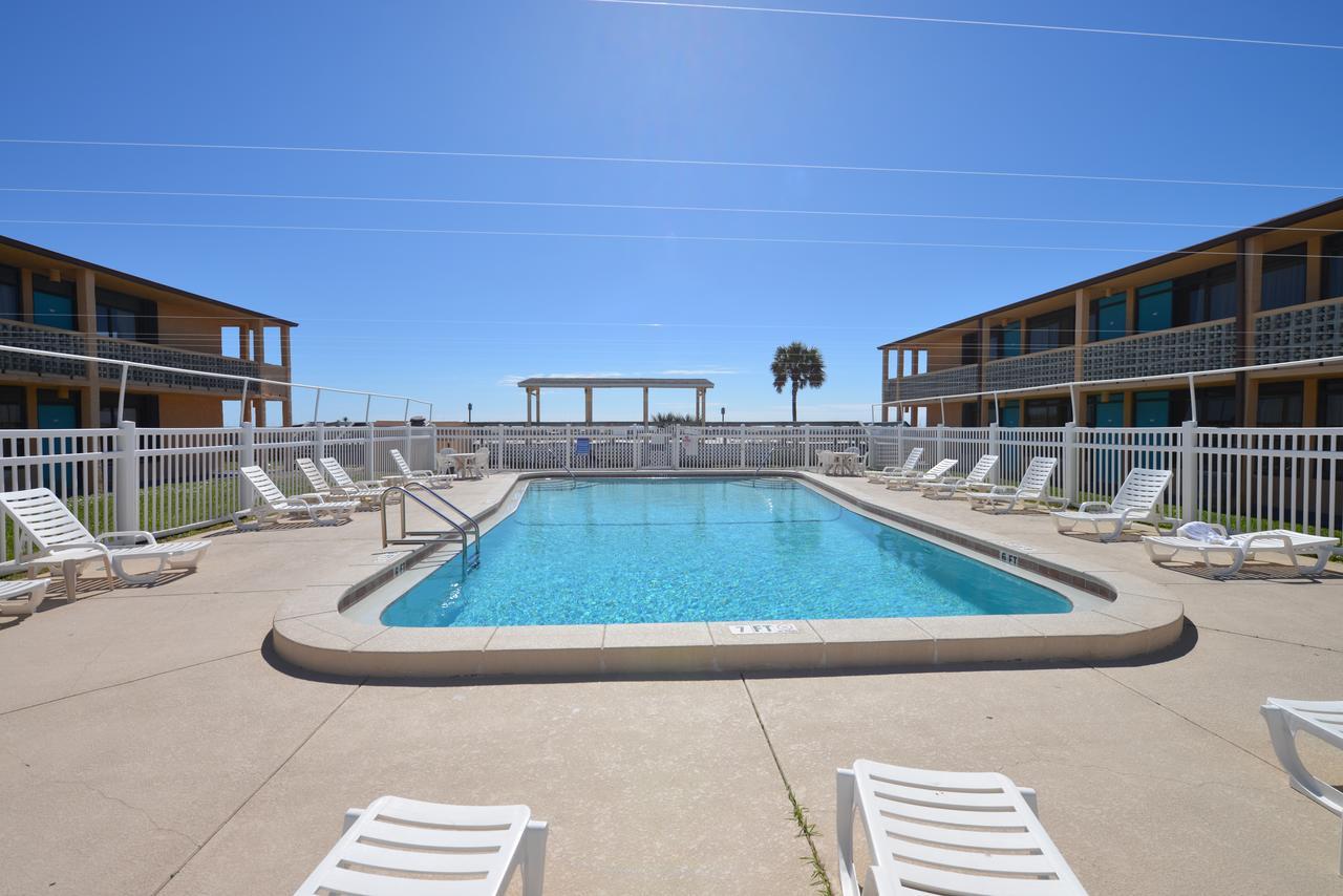 Buccaneer Inn St. George Island Exterior photo